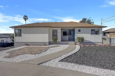 6550 Macarthur Dr, Lemon Grove, CA 91945