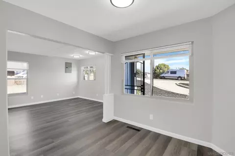 6550 Macarthur Dr, Lemon Grove, CA 91945 photo 9