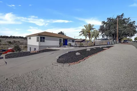 6550 Macarthur Dr, Lemon Grove, CA 91945 photo 34