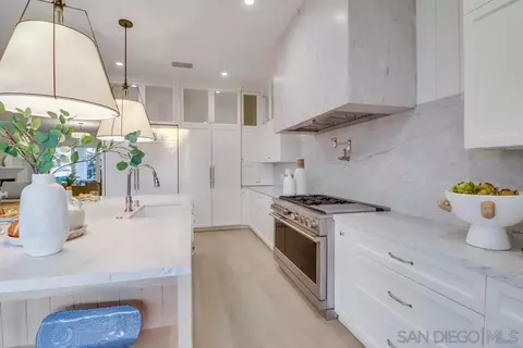 366 Glorietta Blvd, Coronado, CA 92118 photo 13