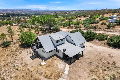 39542 Manzanita Dulce Rd, Boulevard, CA 91905