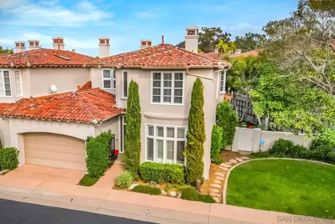 9629 Claiborne Sq, La Jolla, CA 92037