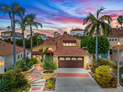 10695 Mira Lago Ter, San Diego, CA 92131