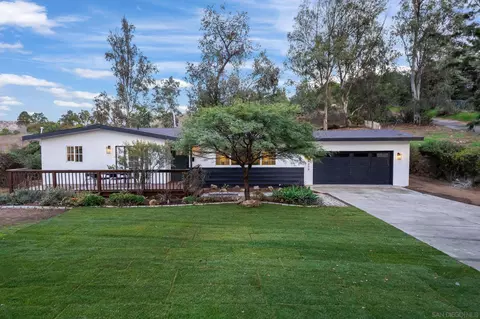 1808 Greenview Rd, Escondido, CA 92026 photo 3