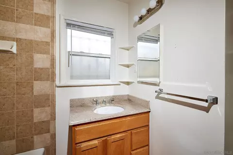 1710 N Mcdivitt, Compton, CA 90221 photo 15
