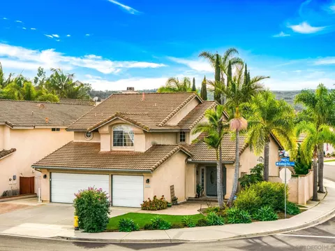 2201 Brookhaven Pass, Vista, CA 92081