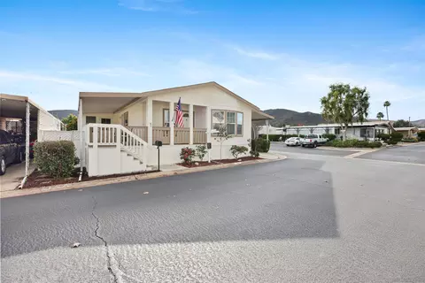 8301 Mission Gorge Rd #47, Santee, CA 92071