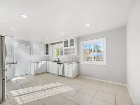 1214 Portola Ave, Spring Valley, CA 91977 photo 11