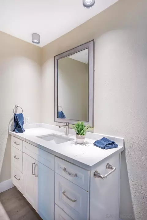 2424 S Barcelona, Spring Valley, CA 91977 photo 17