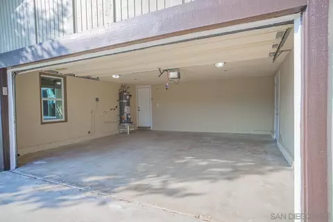 2424 S Barcelona, Spring Valley, CA 91977 photo 22