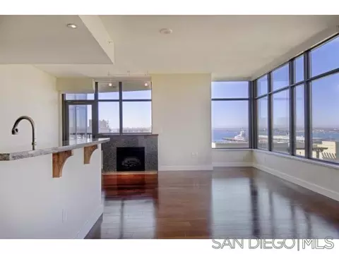 700 W E St #803, San Diego, CA 92101