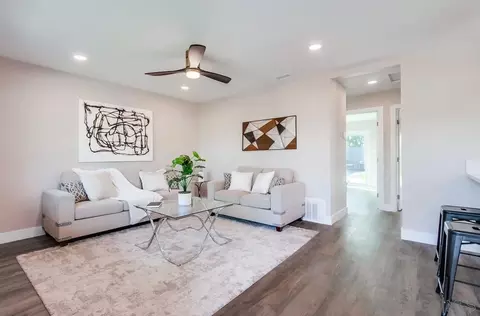 250 Delphinium St, Encinitas, CA 92024 photo 4