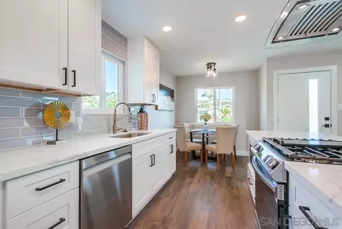 250 Delphinium St, Encinitas, CA 92024 photo 16