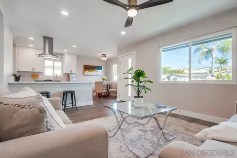 250 Delphinium St, Encinitas, CA 92024 photo 6