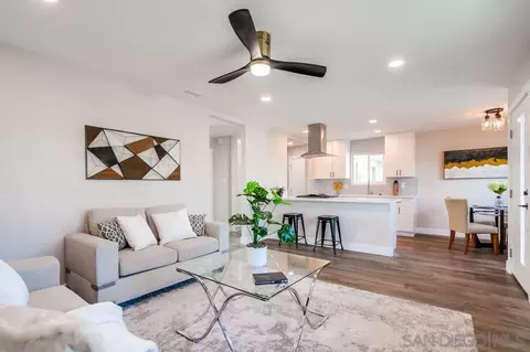 250 Delphinium St, Encinitas, CA 92024 photo 5