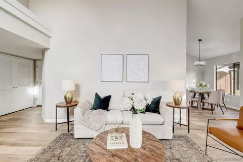 12875 Camino Ramillette, San Diego, CA 92128