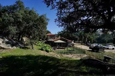 15391 Oakvale Rd, Escondido, CA 92027 photo 28