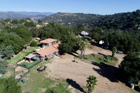 15391 Oakvale Rd, Escondido, CA 92027 photo 39