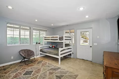 15391 Oakvale Rd, Escondido, CA 92027 photo 16