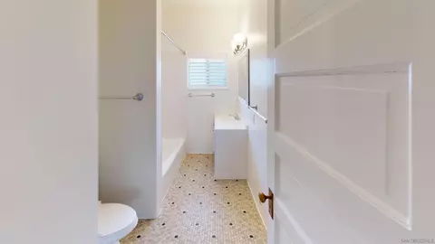 546 Palm Ave, Coronado, CA 92118 photo 12