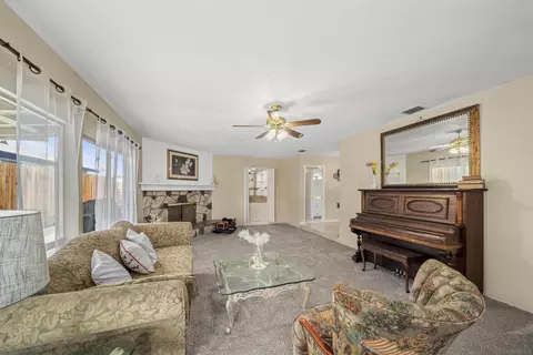 1802 Cypress Dr, El Centro, CA 92243 photo 9