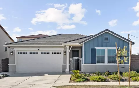 9605 Mondrian Ln, Riverside, CA 92508