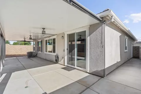 9605 Mondrian Ln, Riverside, CA 92508 photo 24