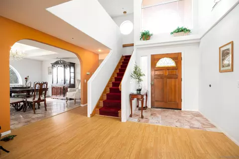 30368 La Primavera Dr, Vista, CA 92084 photo 8
