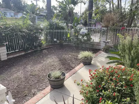 Exterior - 802 Lemon Ave, Vista, CA 92084 photo 3 of 7