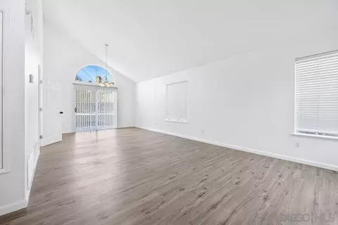 30156 Silver Ridge Ct, Temecula, CA 92591 photo 5
