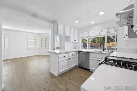 30156 Silver Ridge Ct, Temecula, CA 92591 photo 6