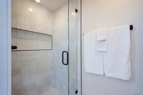 764 E St, Coronado, CA 92118 photo 32