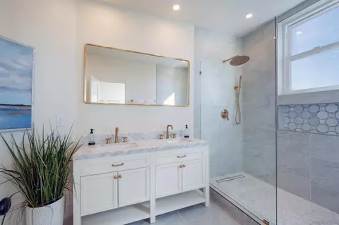 764 E St, Coronado, CA 92118 photo 25