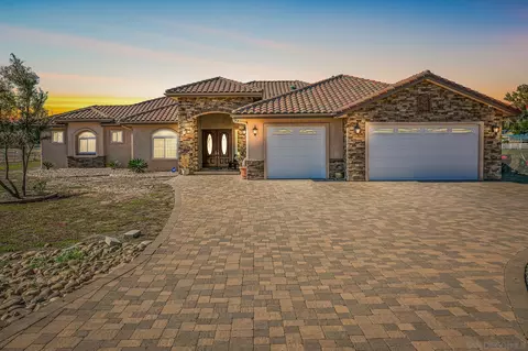1090 Heritage Ranch Rd, Ramona, CA 92065