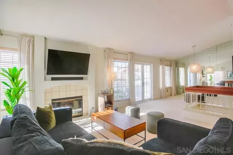 16382 Avenida Venusto #A, San Diego, CA 92128