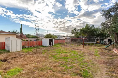 518 S Orange Ave, El Cajon, CA 92020 photo 15