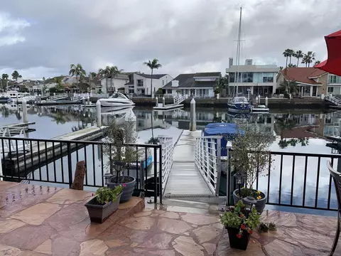 81 Port Of Spain Rd, Coronado, CA 92118