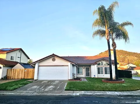 10354 Paseo Palmas Dr, Lakeside, CA 92040