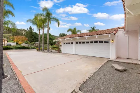 31162 Old River Rd, Bonsall, CA 92003 photo 9