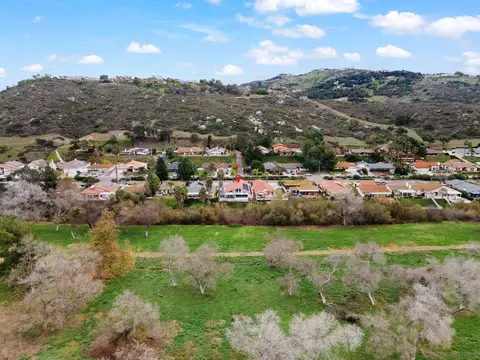 31162 Old River Rd, Bonsall, CA 92003 photo 5