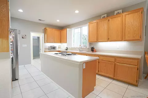 9314 Tiffany Park Pl, El Cajon, CA 92021 photo 27