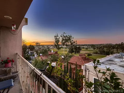 2348 La Costa Ave #303, Carlsbad, CA 92009