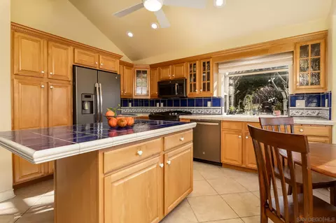 1963 Amarillo Pl, Escondido, CA 92025 photo 11