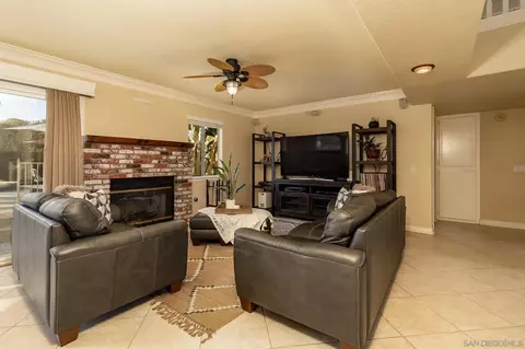 1963 Amarillo Pl, Escondido, CA 92025 photo 7