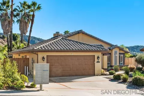 660 Stoneybrae Pl, Escondido, CA 92027 photo 3
