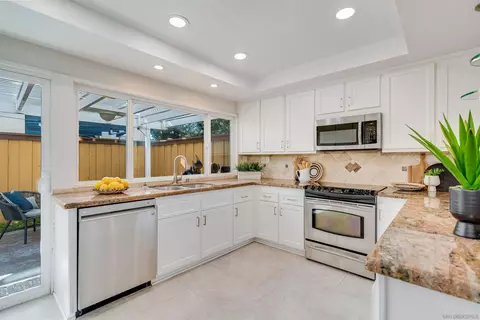 20 Gingertree Ln, Coronado, CA 92118 photo 9