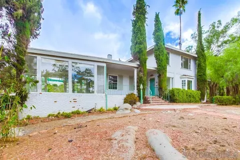 1147 Merritt Dr, El Cajon, CA 92020