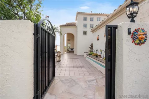 2885 Torry Ct, Carlsbad, CA 92009 photo 4