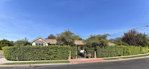 Exterior - 1202 Via Barranca, La Jolla, CA 92037 photo 12 of 13