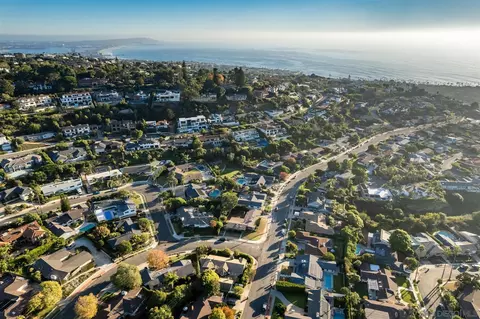 View/Area - 1202 Via Barranca, La Jolla, CA 92037 photo 1 of 2